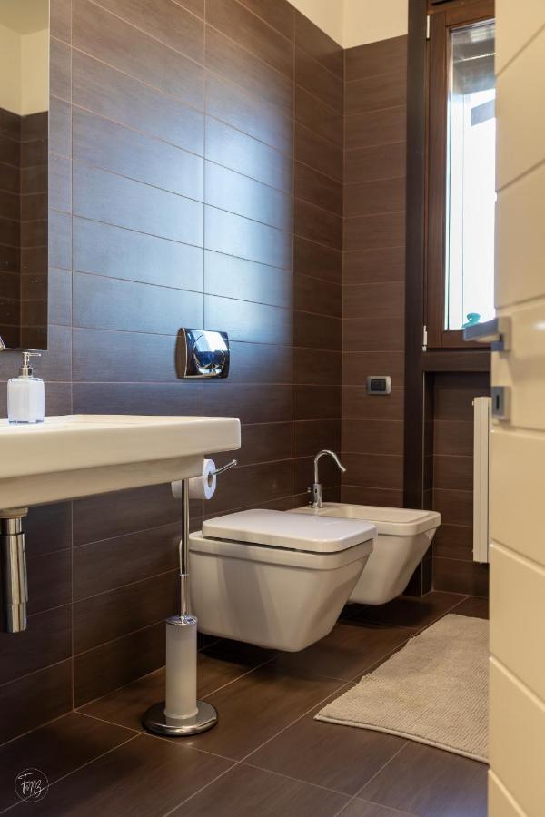 Santa Gilla Apartment Cagliari Ngoại thất bức ảnh