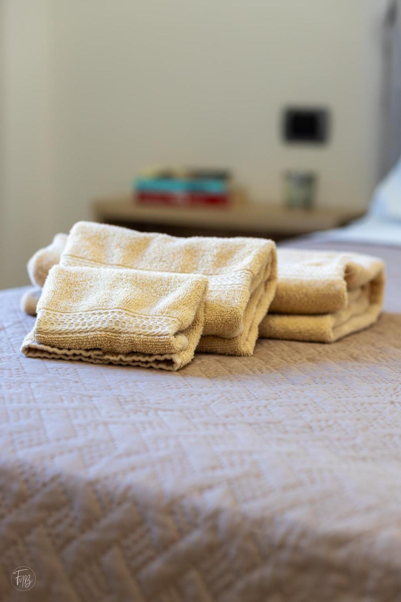 Santa Gilla Apartment Cagliari Ngoại thất bức ảnh
