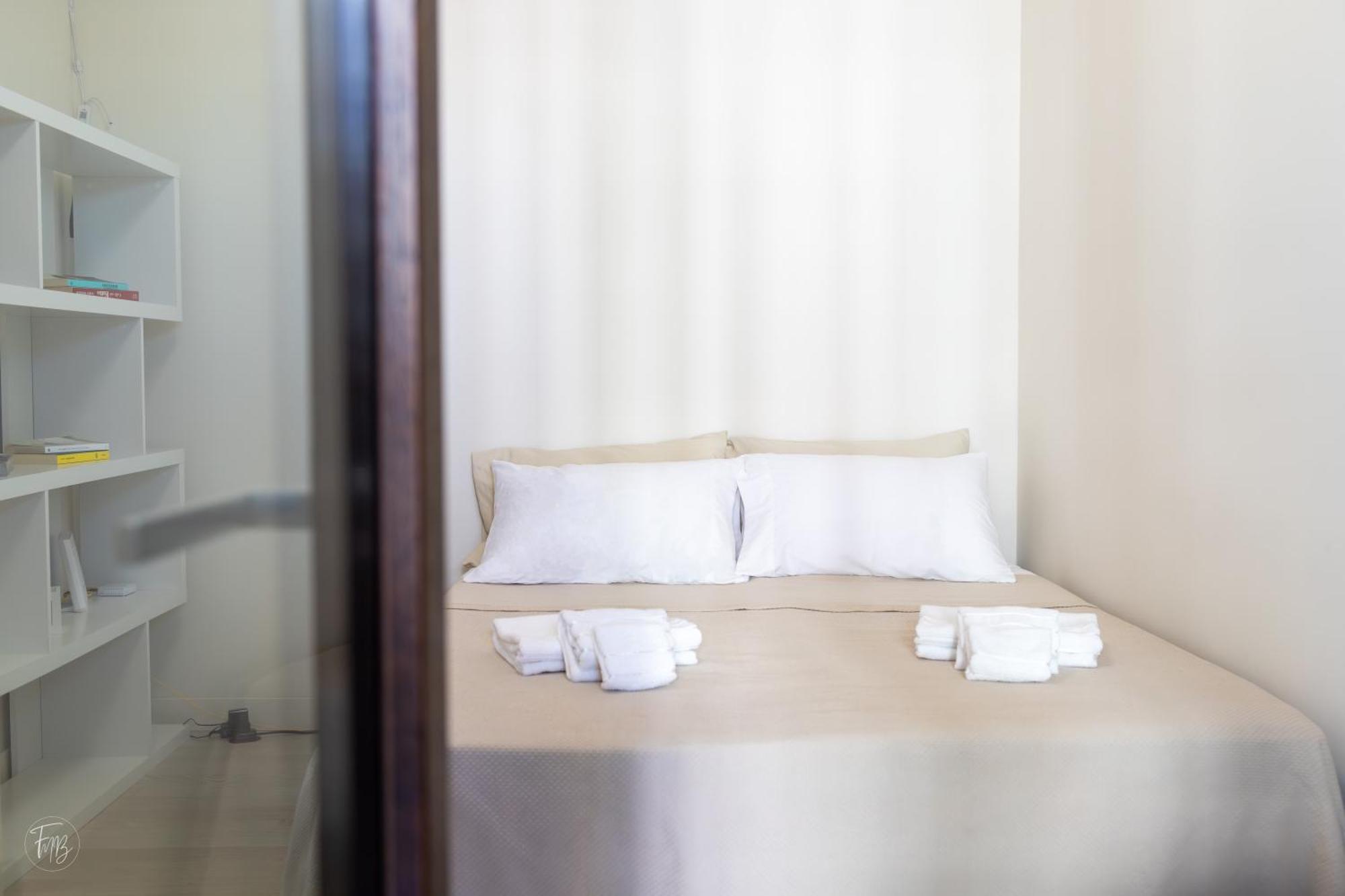 Santa Gilla Apartment Cagliari Ngoại thất bức ảnh